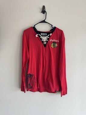 Old Time Hockey Newbury Women's XL Chicago Blackhawks NHL Long Sleeve Shirt Red